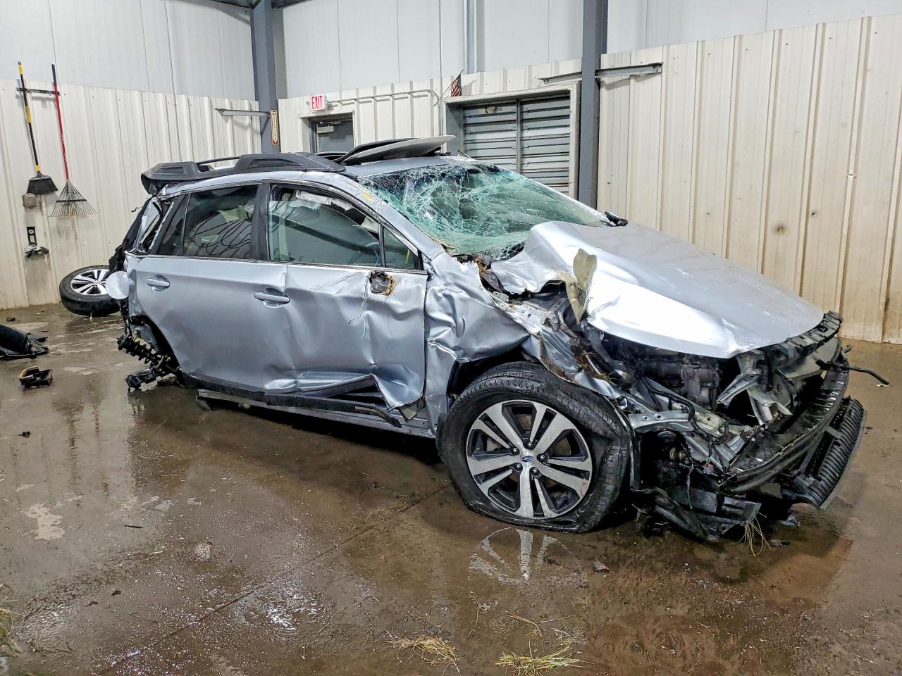4S4BSANC8K3260011 · 2019 SUBARU OUTBACK · 4/14