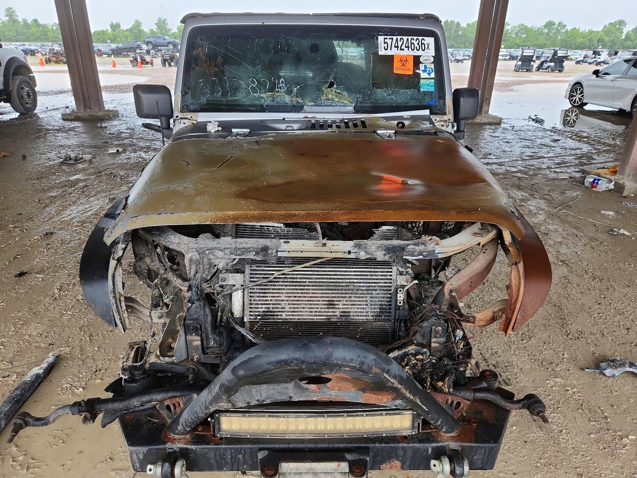 1C4BJWDG8EL238894 · 2014 JEEP WRANGLER UNLIMITED · 5/13