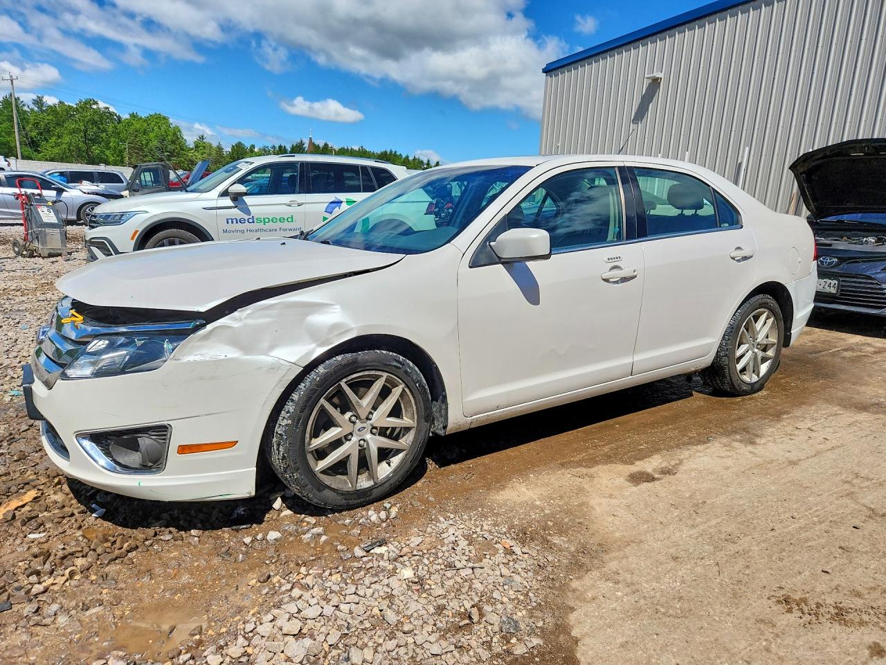3FAHP0JA5BR256052 · 2011 FORD FUSION