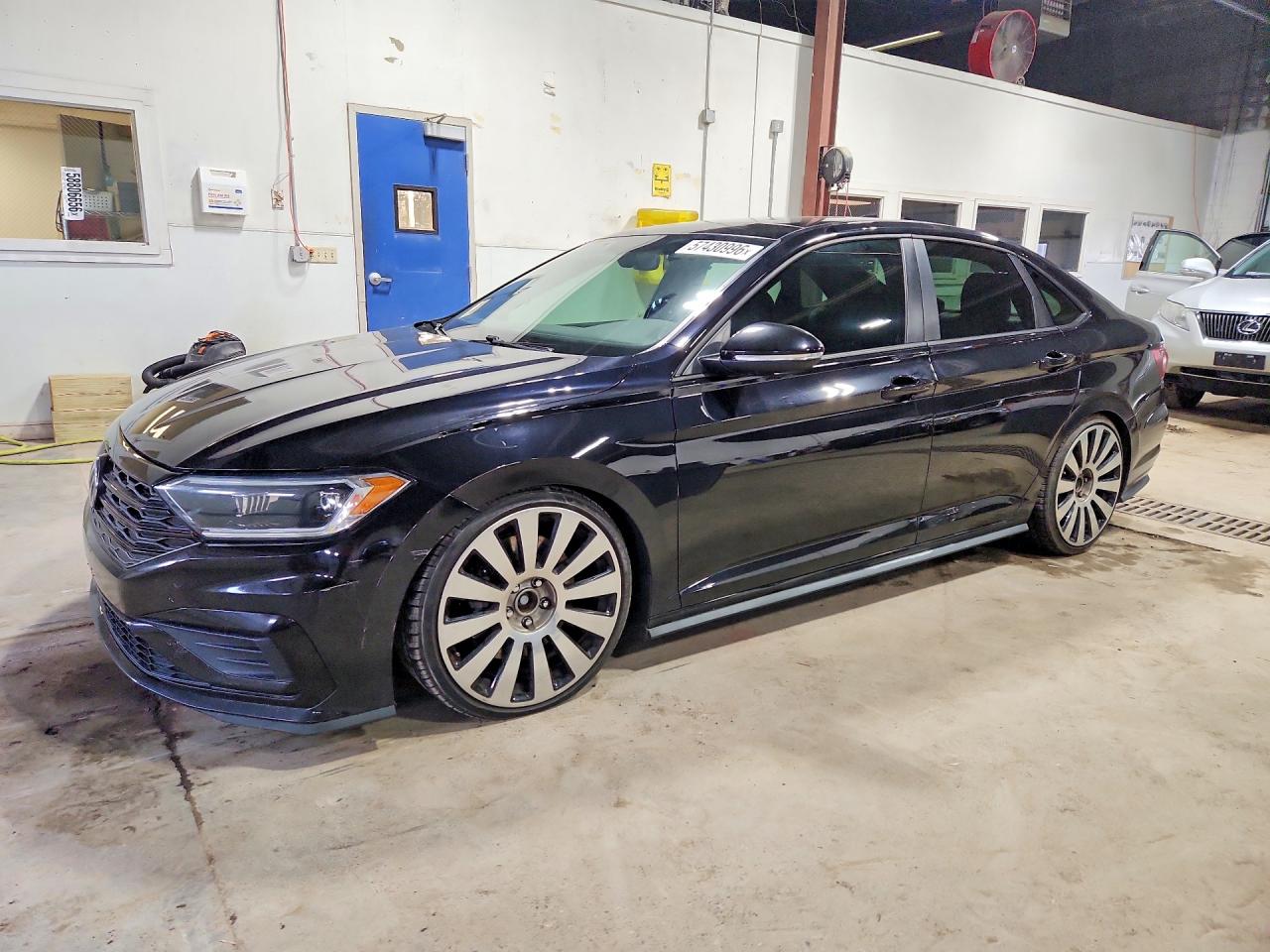 3VW6T7BU3KM227013 · 2019 VOLKSWAGEN JETTA