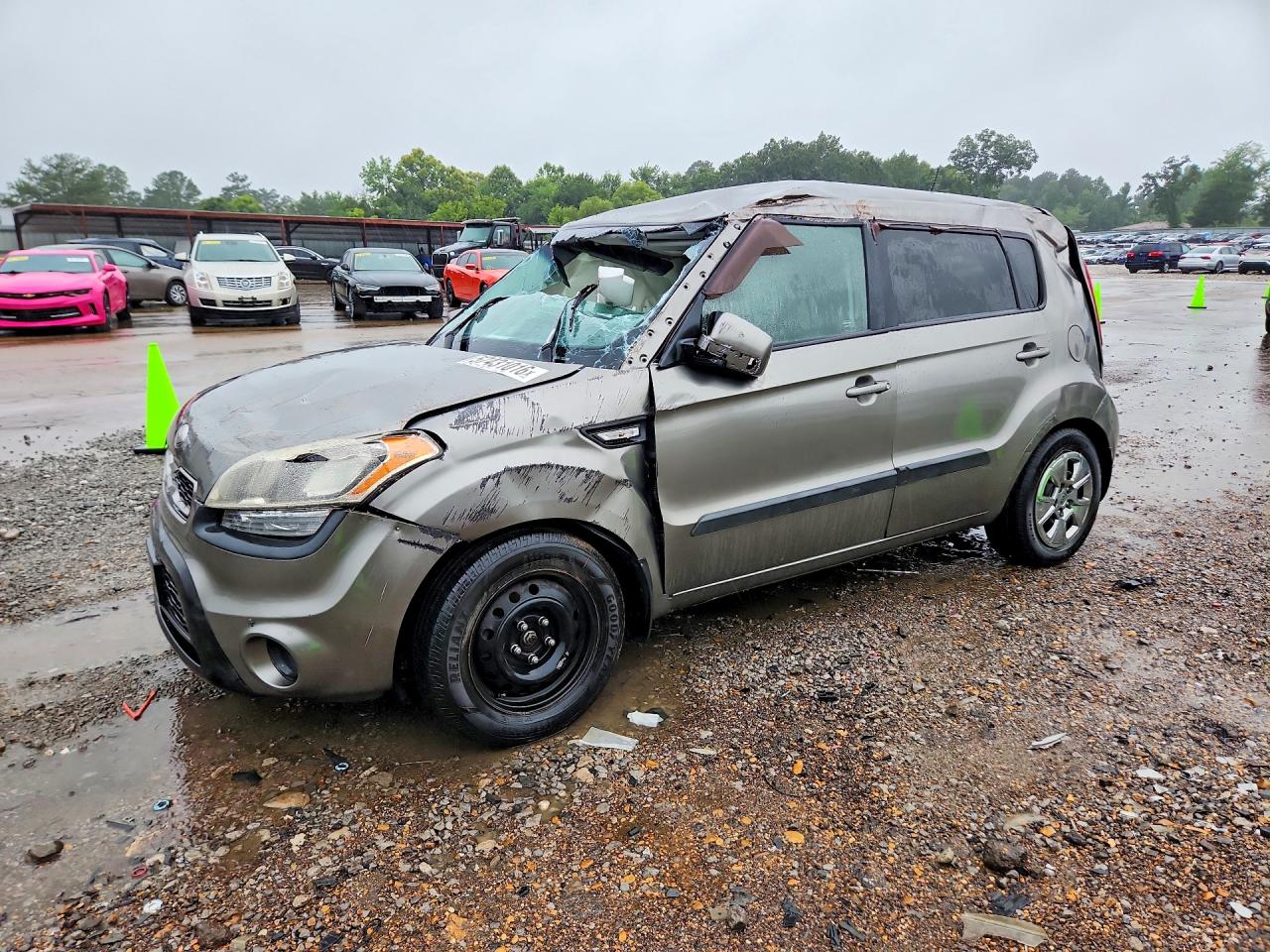 KNDJT2A58D7584324 · 2013 KIA SOUL