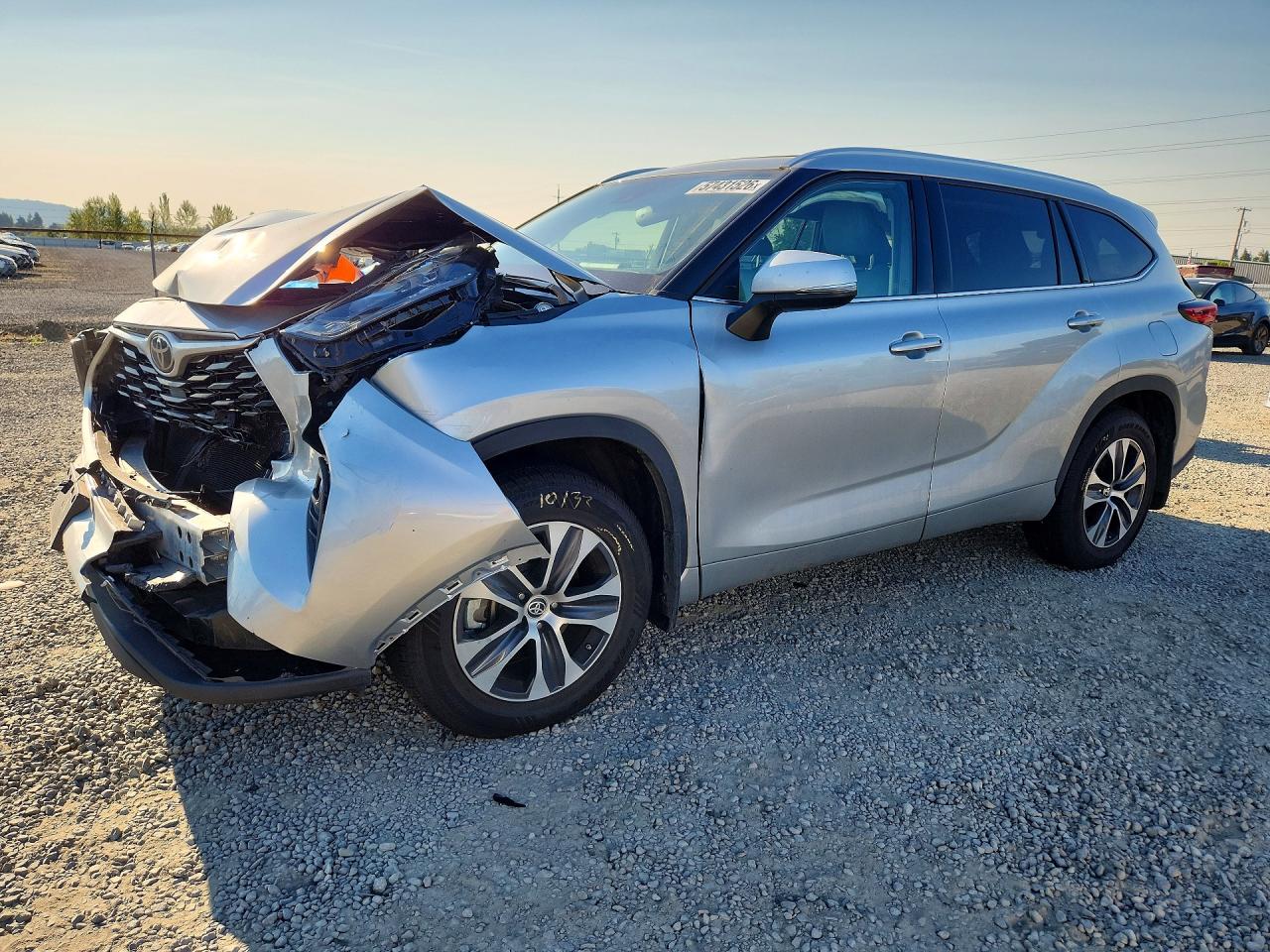 5TDGZRBH3LS045995 · 2020 TOYOTA HIGHLANDER