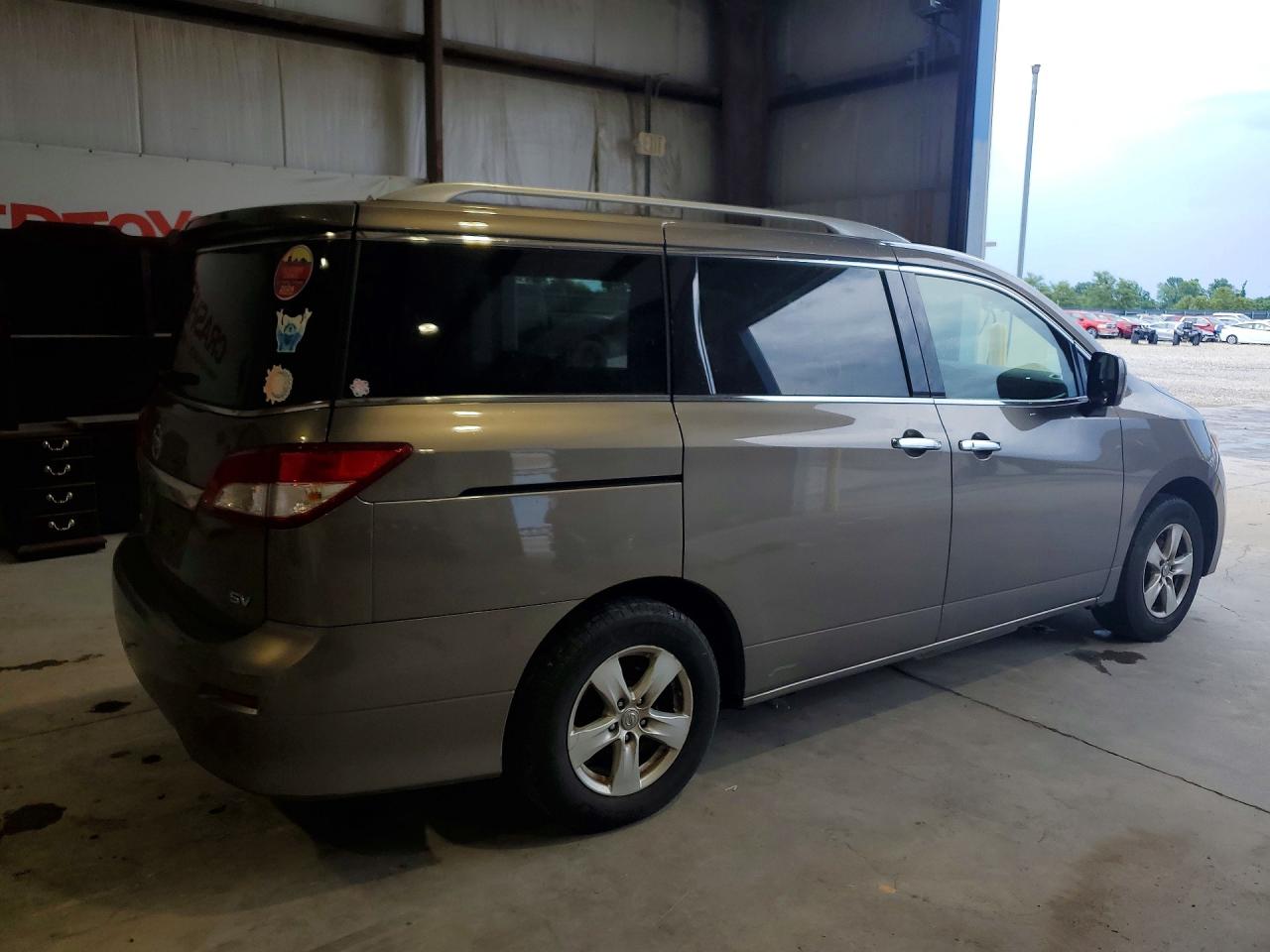 JN8AE2KP8G9150976 · 2016 NISSAN QUEST · 3/13