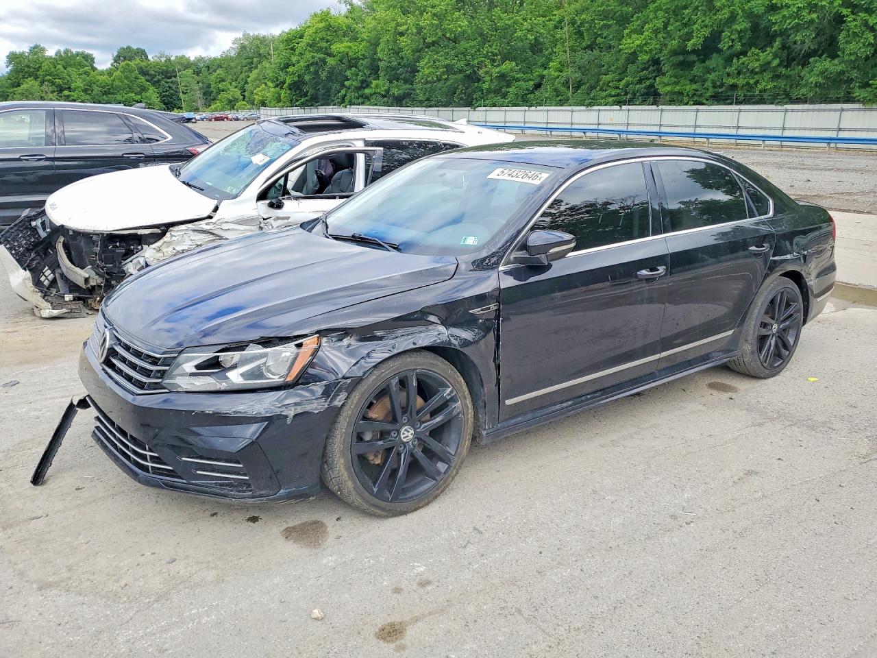 2017 VOLKSWAGEN PASSAT