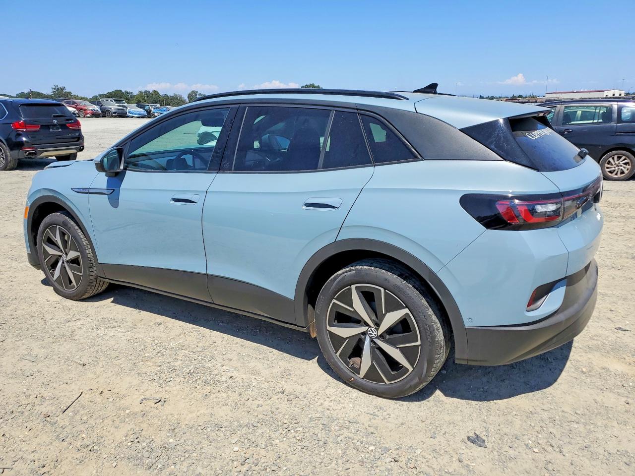 1V2WSPE87RC020185 · 2024 VOLKSWAGEN ID.4 · 2/13
