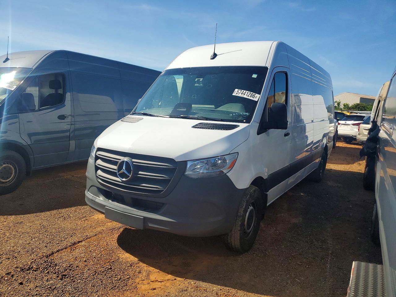 2025 MERCEDES-BENZ SPRINTER
