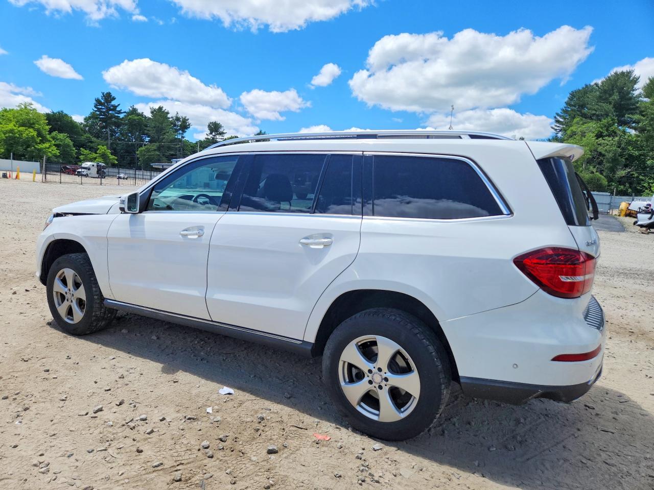 4JGDF6EE4HA855146 · 2017 MERCEDES-BENZ GLS · 2/13