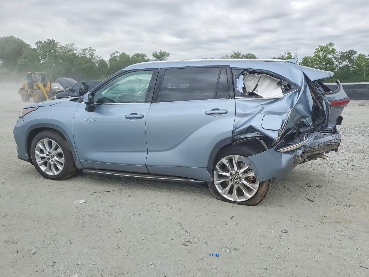 5TDYARAH8MS010545 · 2021 TOYOTA HIGHLANDER HYBRID · 2/13