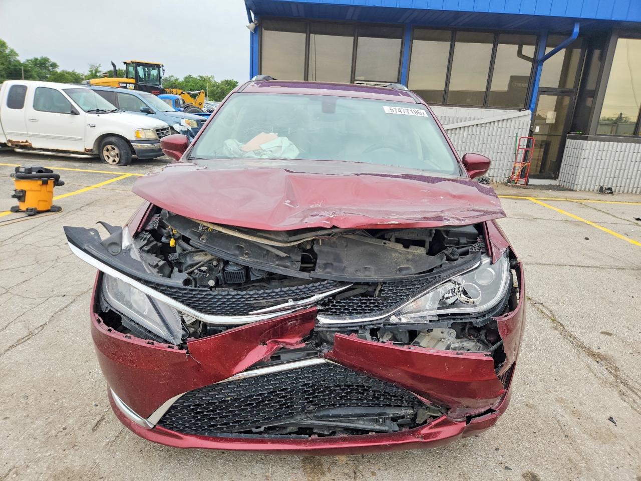 2C4RC1EG1HR628354 · 2017 CHRYSLER PACIFICA · 5/13