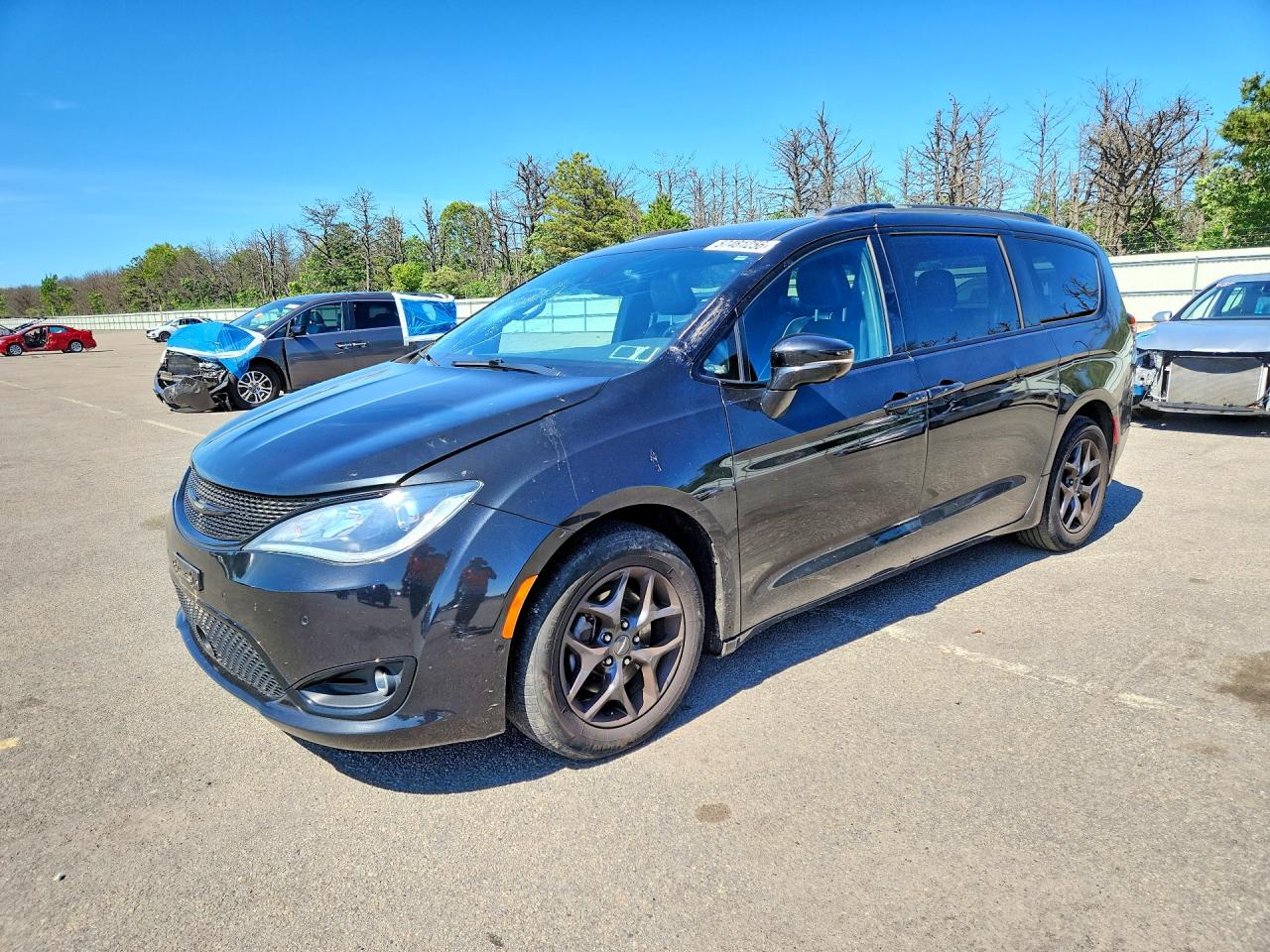 2C4RC1GGXKR605403 · 2019 CHRYSLER PACIFICA