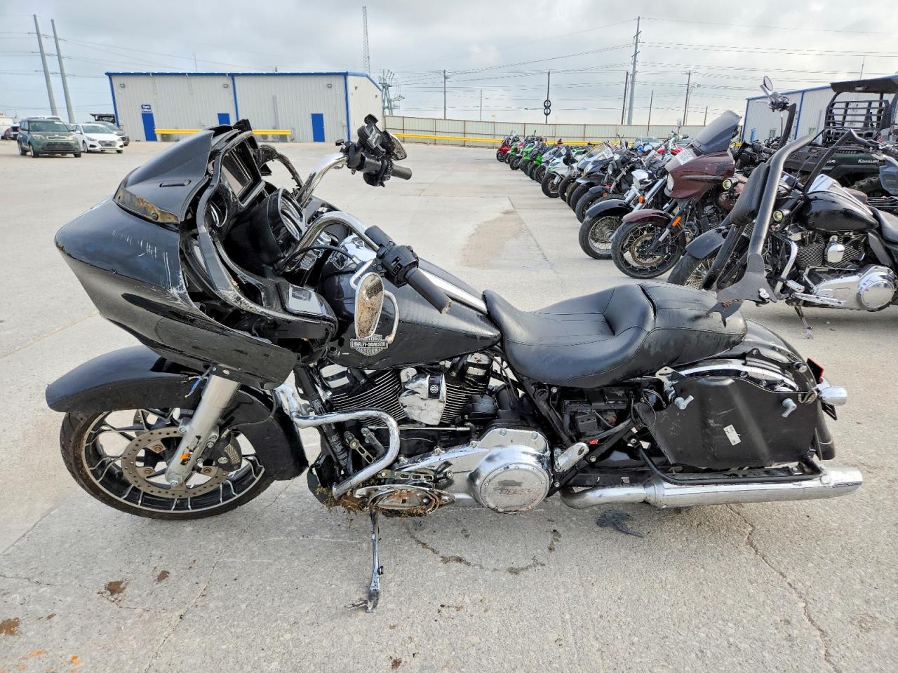 1HD1KTP16MB601937 · 2021 HARLEY-DAVIDSON FLTRXS · 3/8