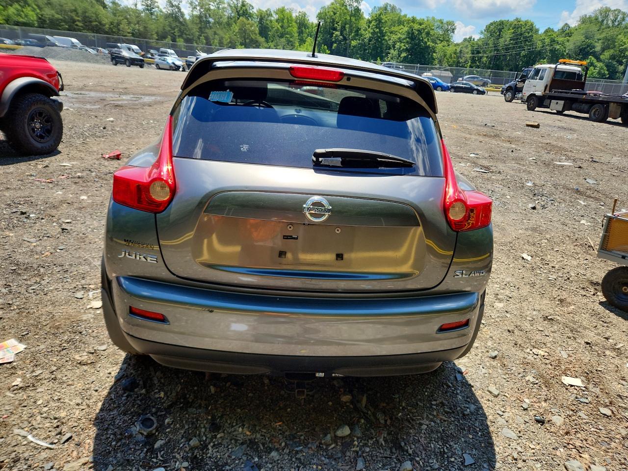JN8AF5MVXBT017982 · 2011 NISSAN JUKE · 6/12