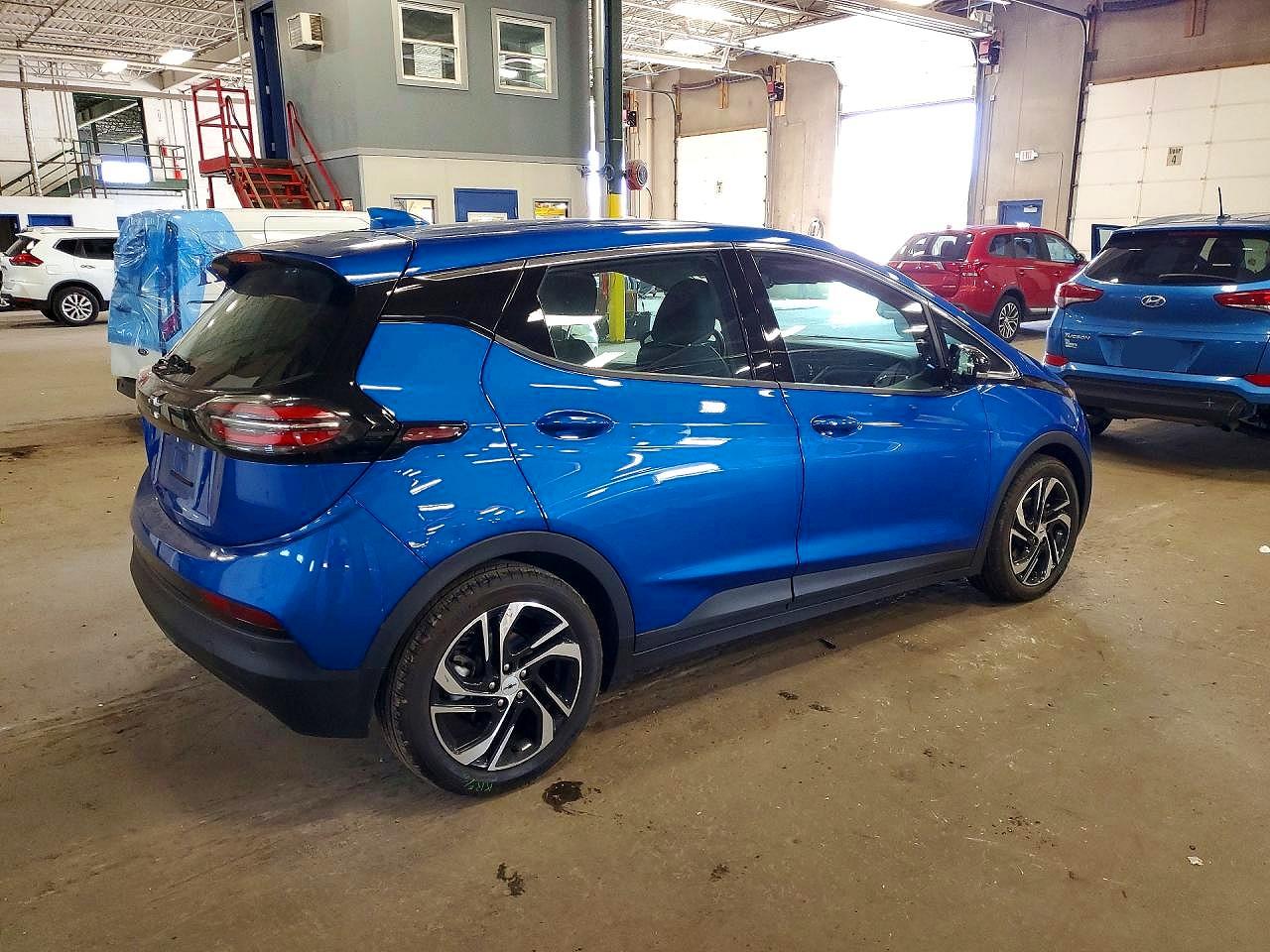 1G1FX6S09P4145667 · 2023 CHEVROLET BOLT EV · 3/13