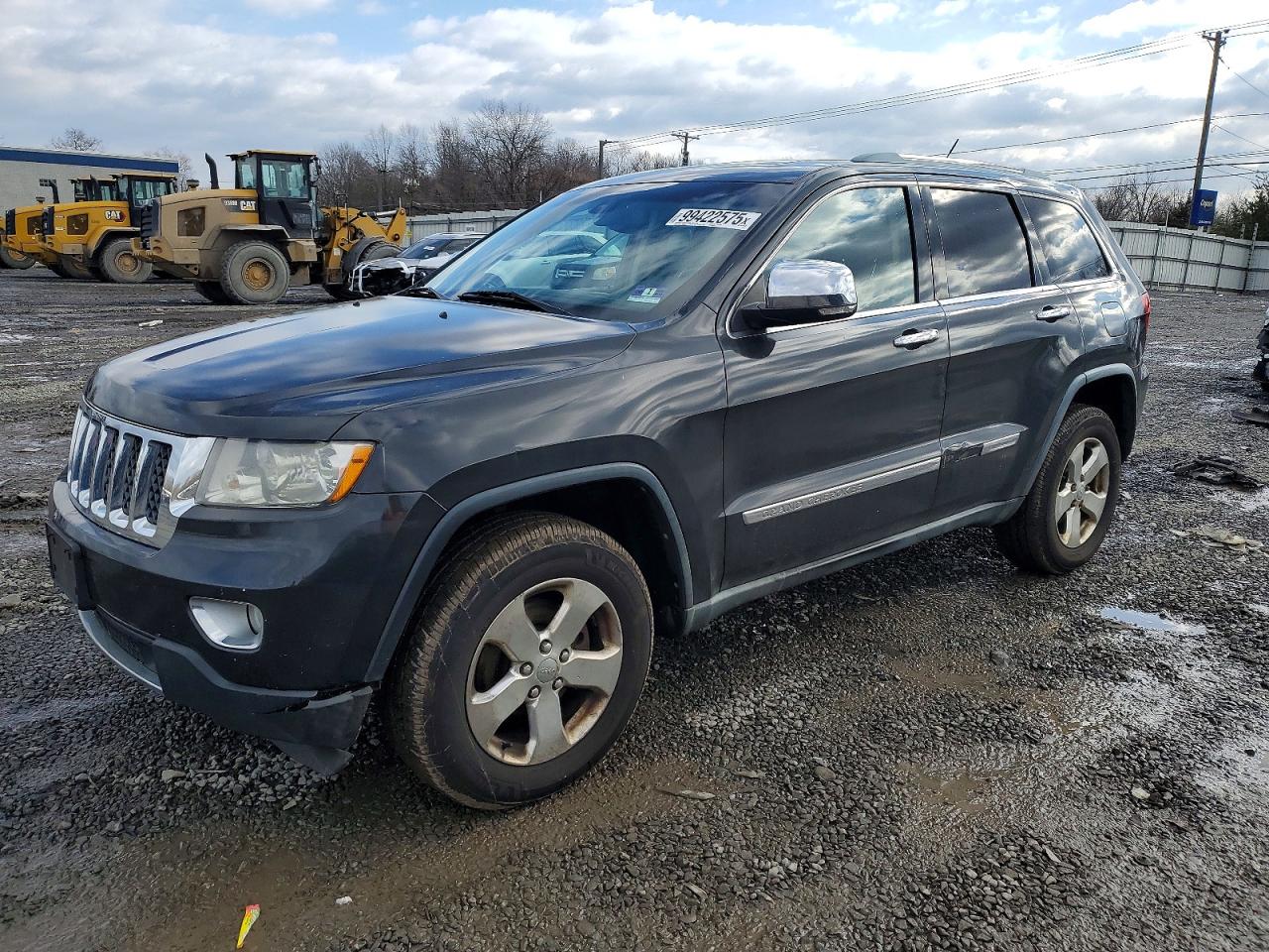 1J4RR5GG4BC590437 · 2011 JEEP GRAND CHEROKEE