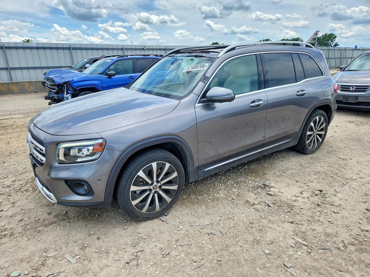 W1N4M4HB6LW034814 · 2020 MERCEDES-BENZ GLB