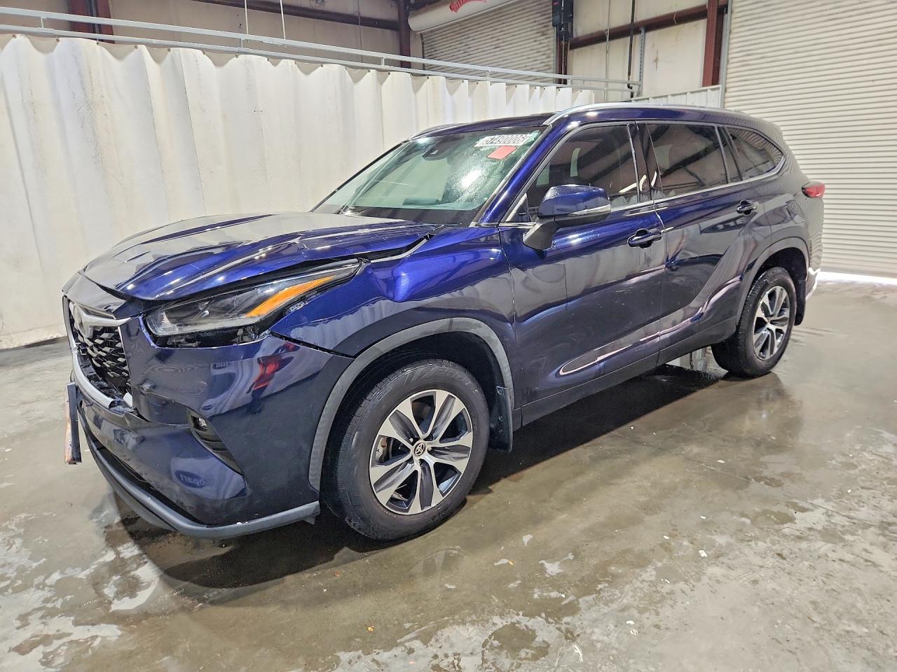 2021 TOYOTA HIGHLANDER