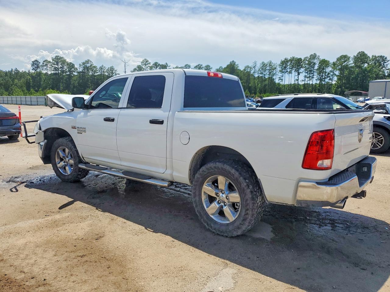 1C6RR7KT5KS518195 · 2019 RAM 1500 CLASSIC · 2/12
