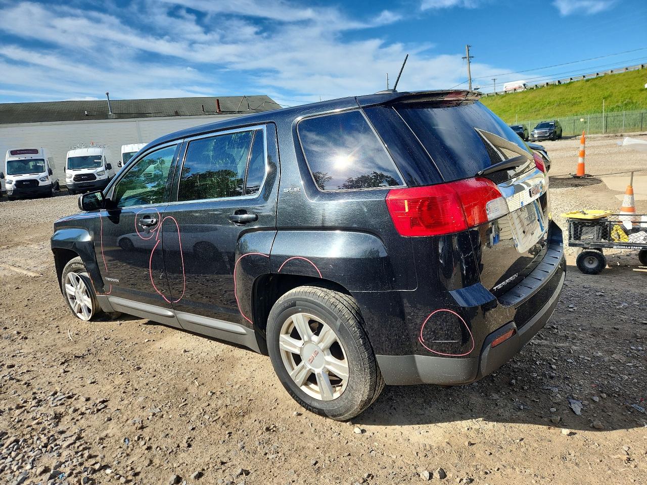 2GKALMEK6F6206487 · 2015 GMC TERRAIN · 2/14