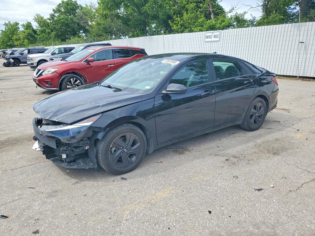 5NPLM4AG6NH084498 · 2022 HYUNDAI ELANTRA