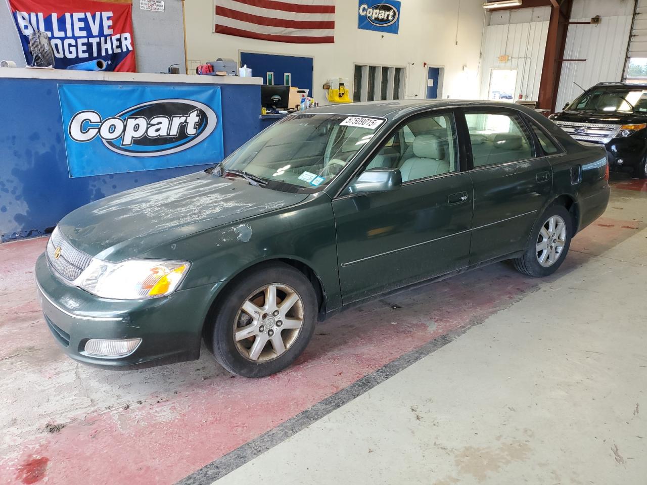 4T1BF28B81U146323 · 2001 TOYOTA AVALON