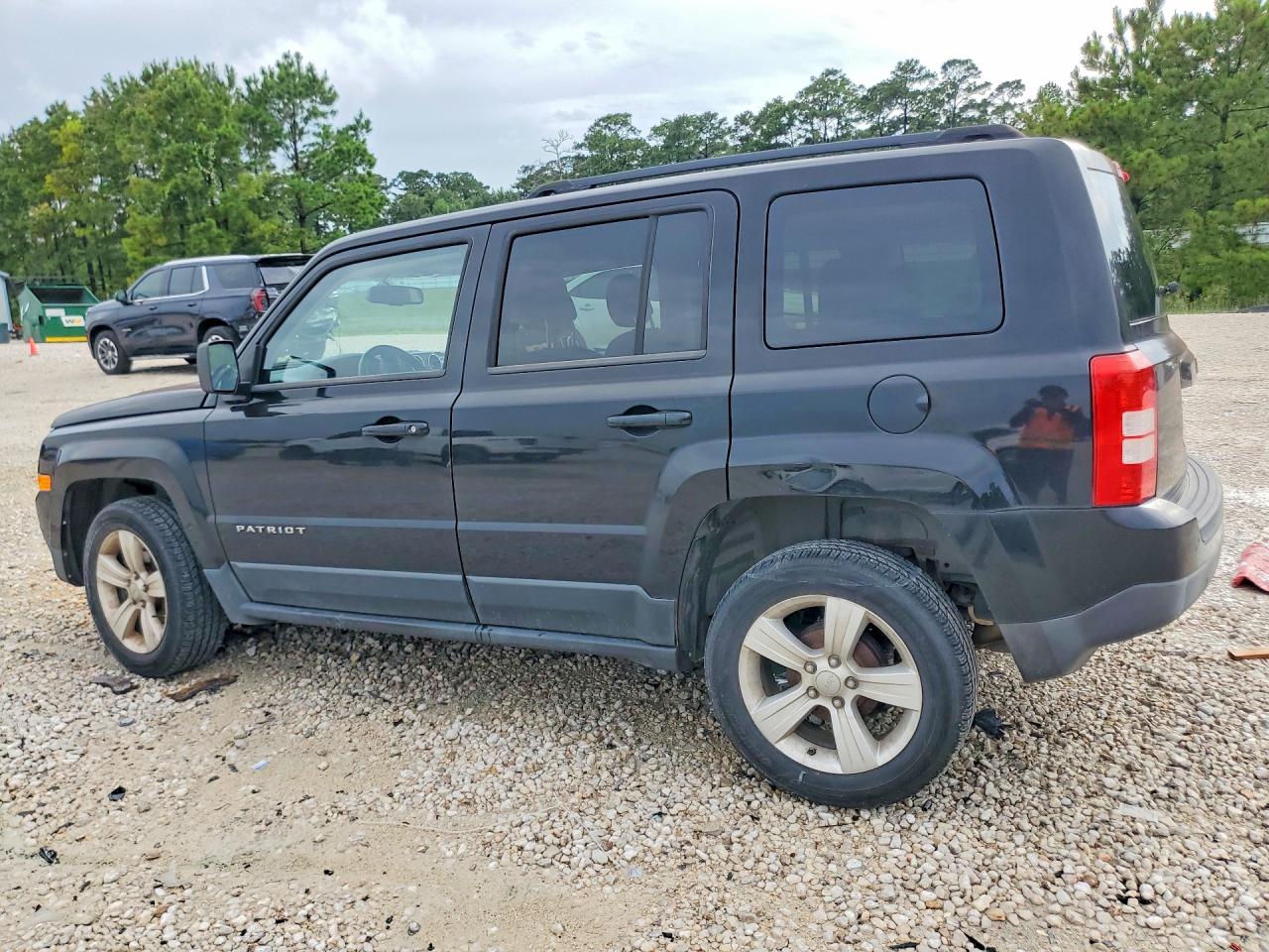 1C4NJPFA7CD704690 · 2012 JEEP PATRIOT · 2/13