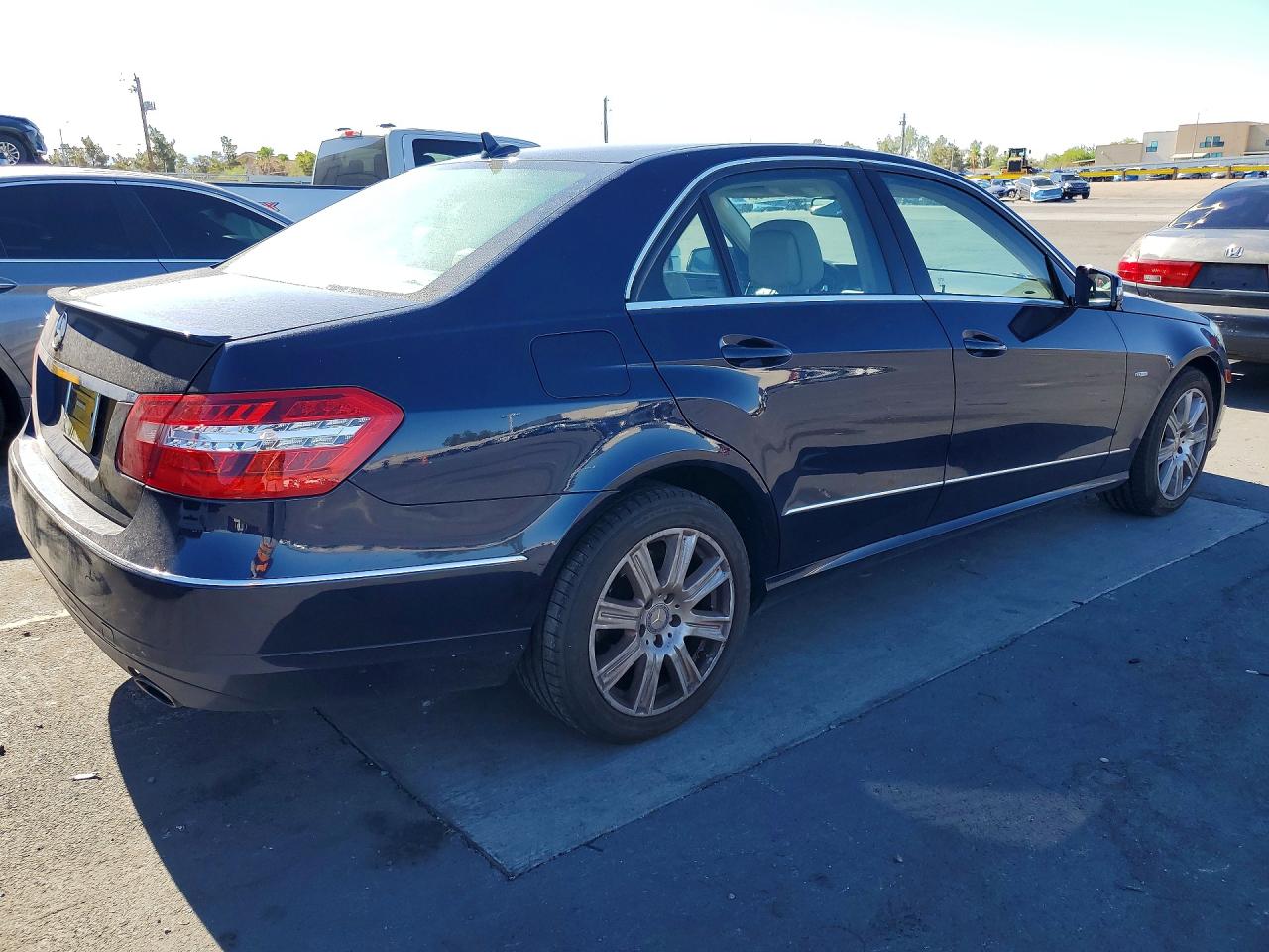 WDDHF5KB8CA596332 · 2012 MERCEDES-BENZ E · 3/12