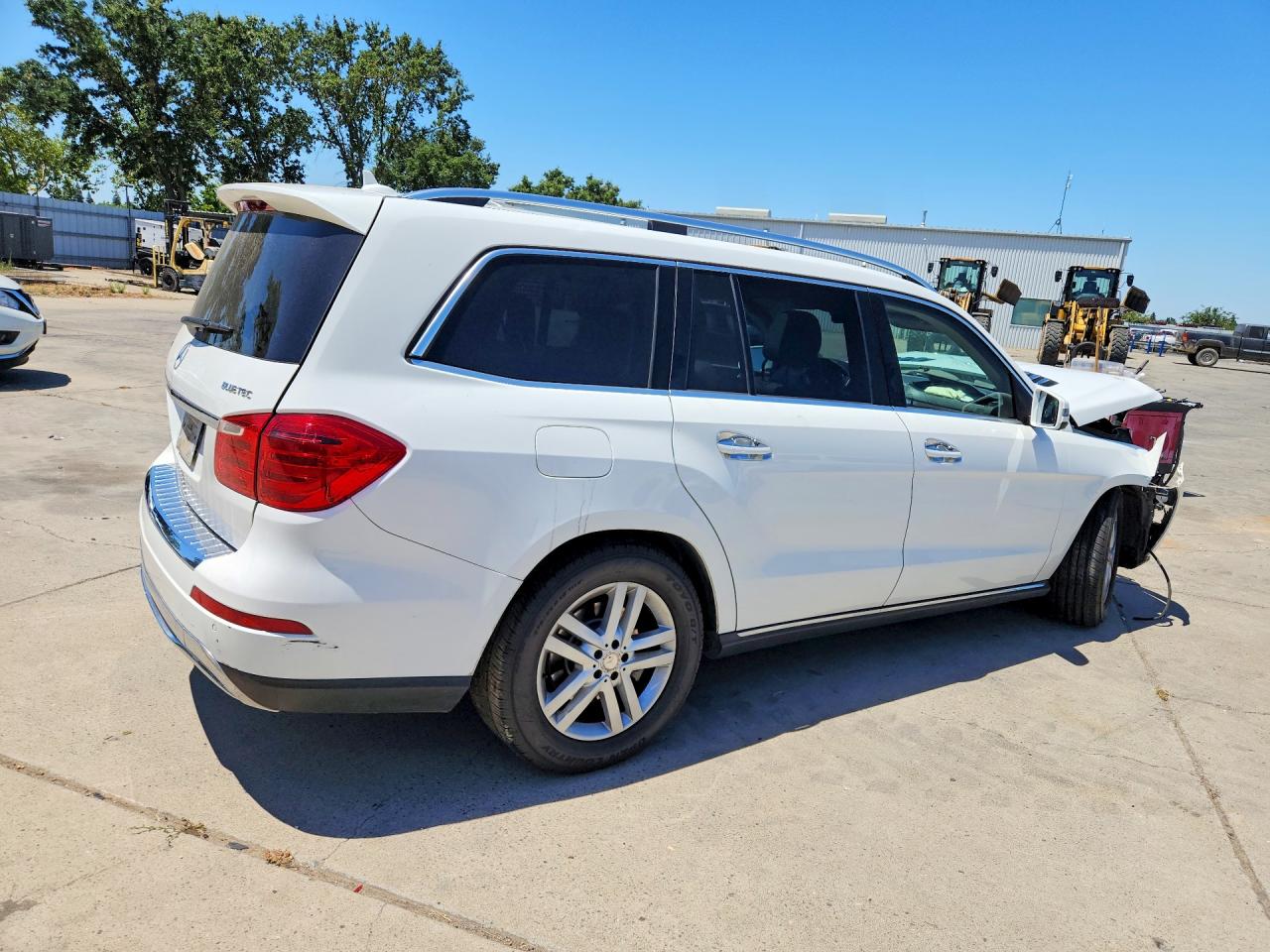 4JGDF2EE3FA488424 · 2015 MERCEDES-BENZ GL · 3/14