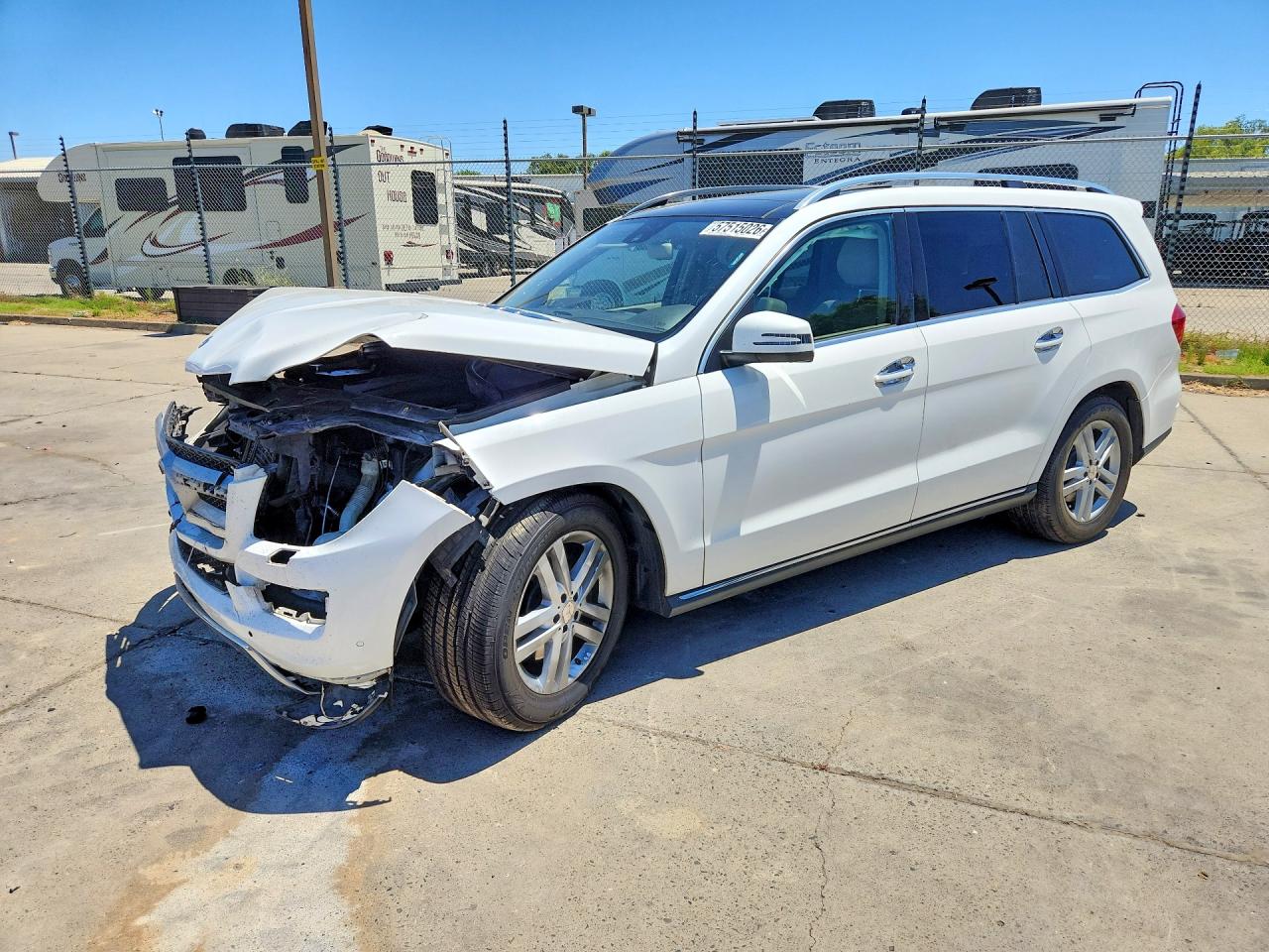 4JGDF2EE3FA488424 · 2015 MERCEDES-BENZ GL