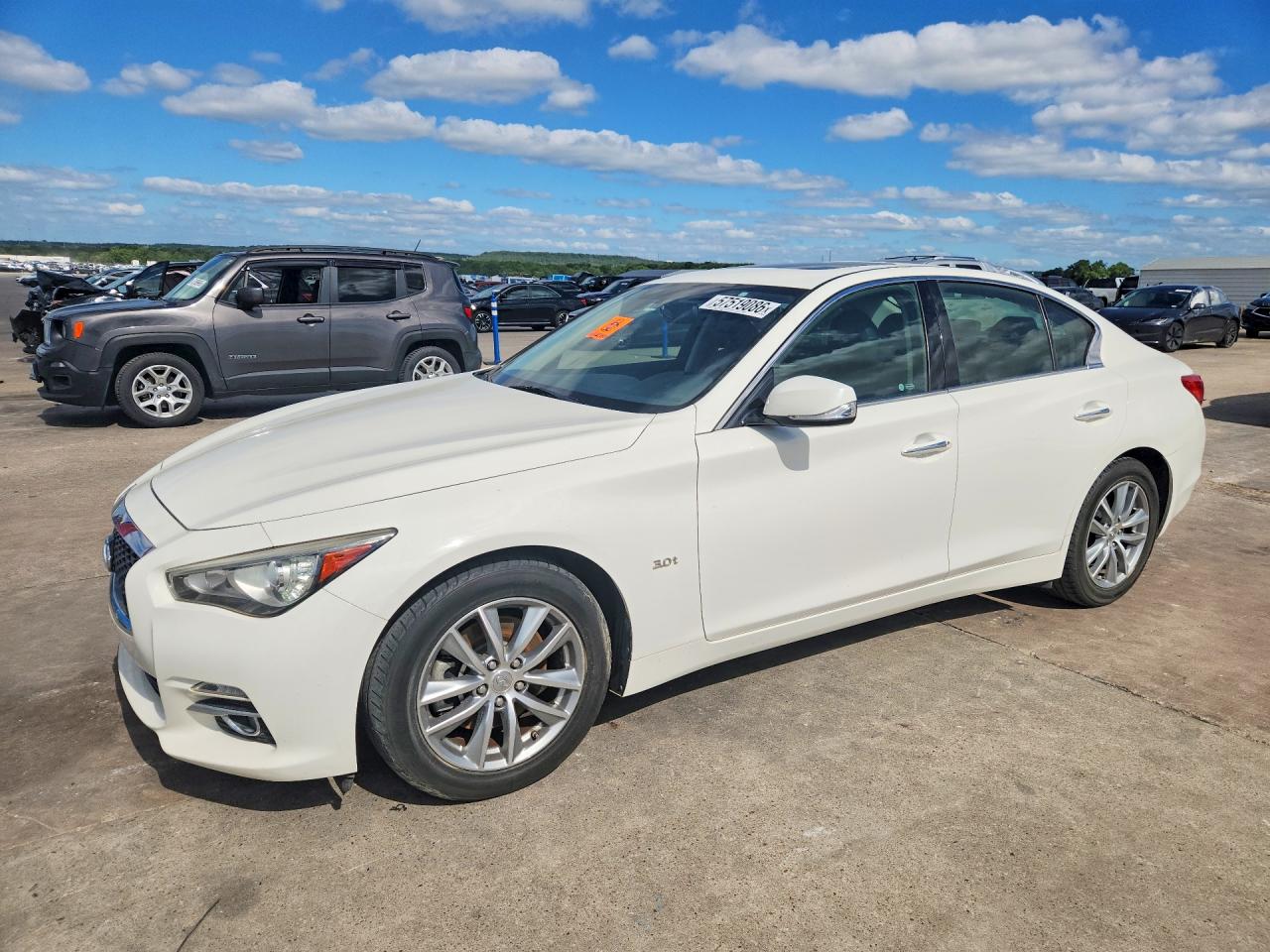 JN1EV7AR7HM834464 · 2017 INFINITI Q50