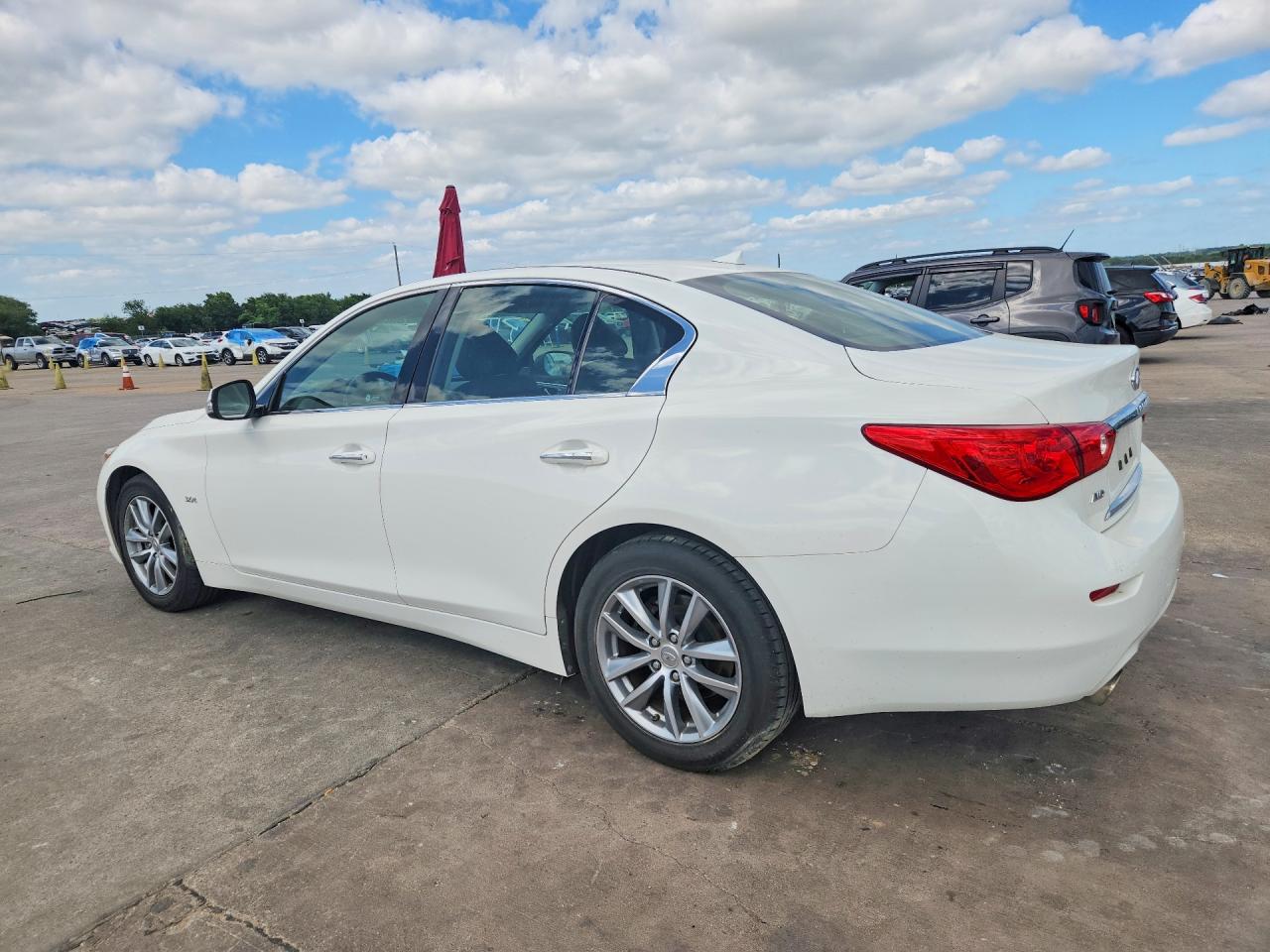 JN1EV7AR7HM834464 · 2017 INFINITI Q50 · 2/12