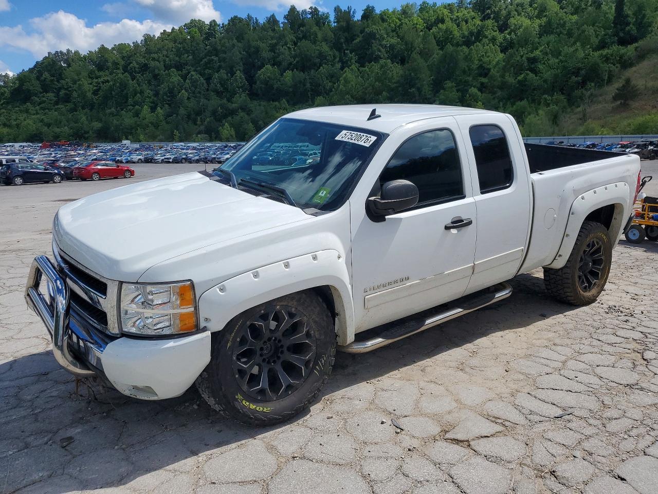 1GCVKSE24BZ226465 · 2011 CHEVROLET SILVERADO