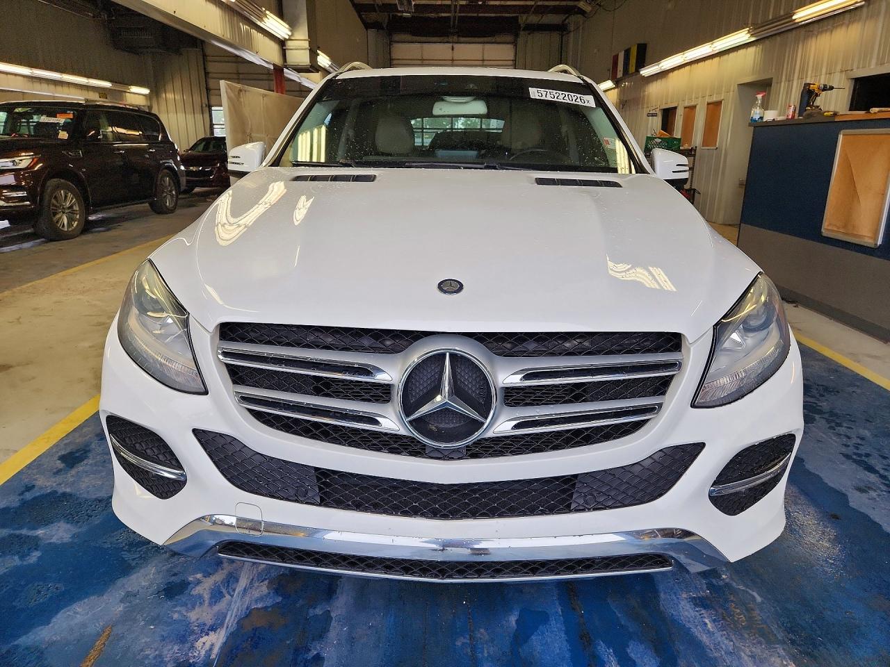 4JGDA5HB6HA901375 · 2017 MERCEDES-BENZ GLE · 5/13