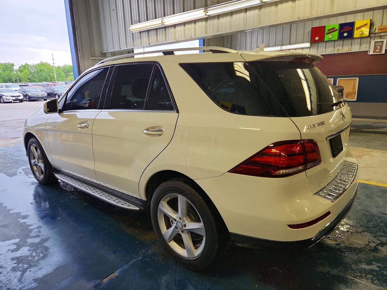 4JGDA5HB6HA901375 · 2017 MERCEDES-BENZ GLE · 2/13