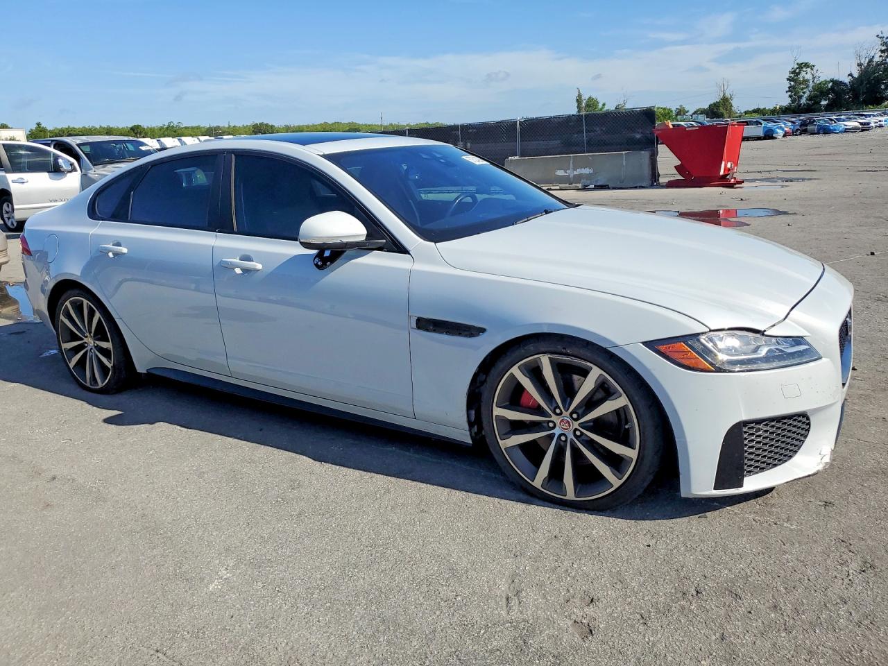 SAJBG4BVXGCY05003 · 2016 JAGUAR XF · 4/12