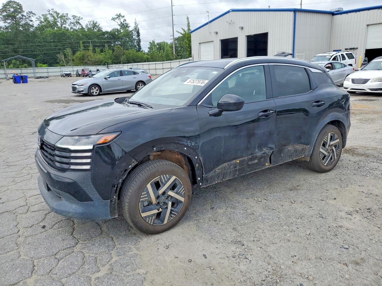 3N8AP6CE2TL322466 · 2026 NISSAN KICKS