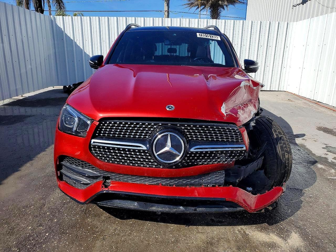 4JGFB4JB5MA496565 · 2021 MERCEDES-BENZ GLE · 5/14