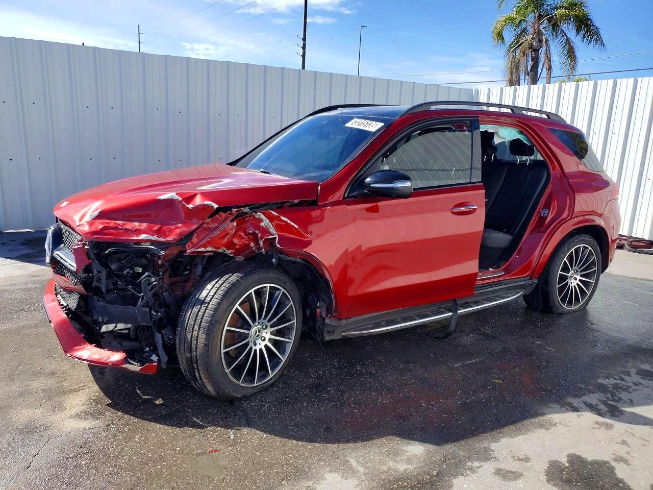 4JGFB4JB5MA496565 · 2021 MERCEDES-BENZ GLE