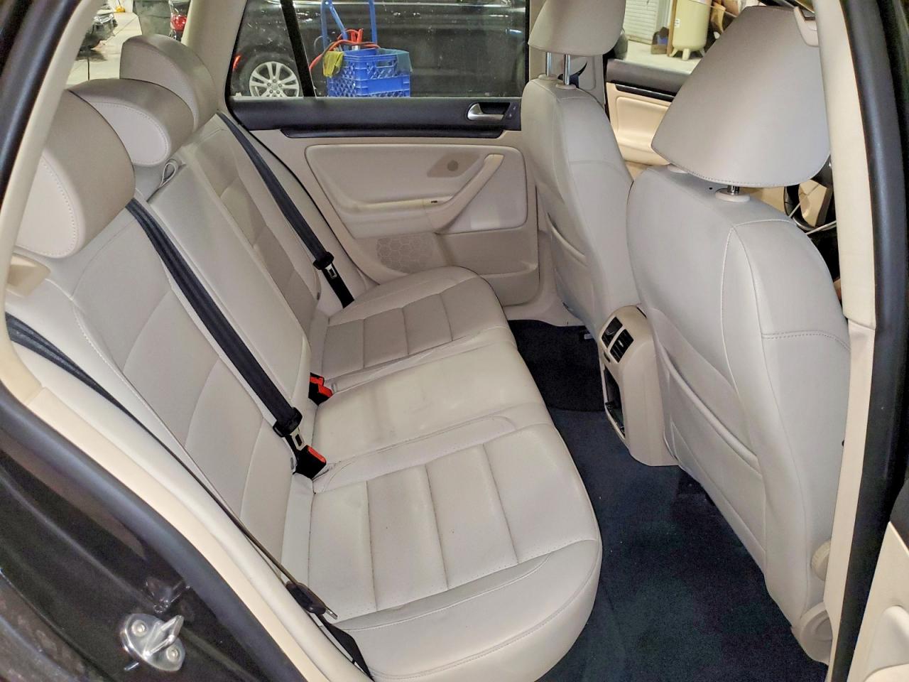 3VWPL7AJ5EM619443 · 2014 VOLKSWAGEN JETTA · 11/14