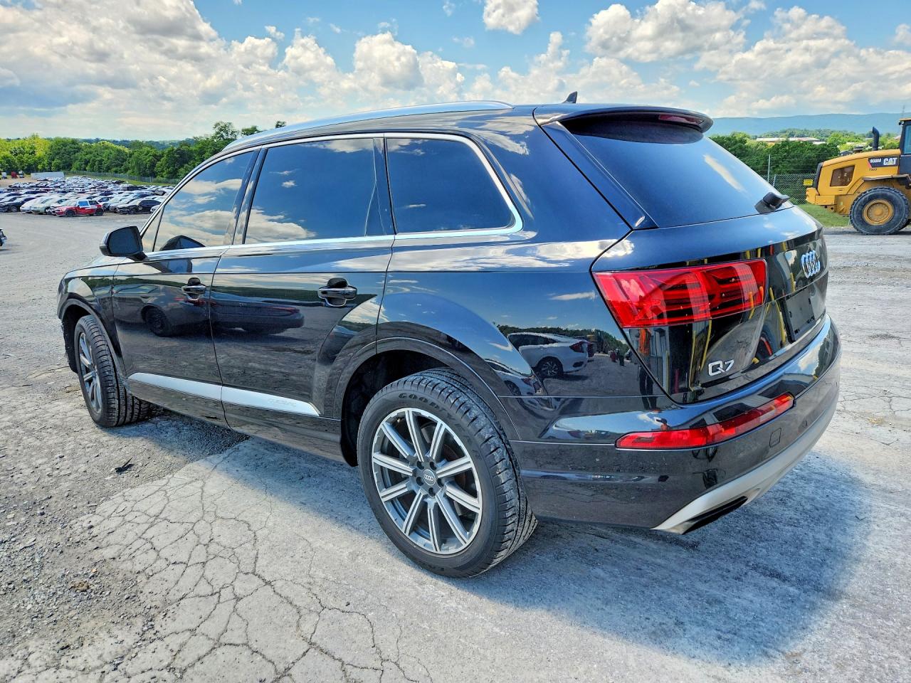 WA1LAAF70HD016881 · 2017 AUDI Q7 · 2/13