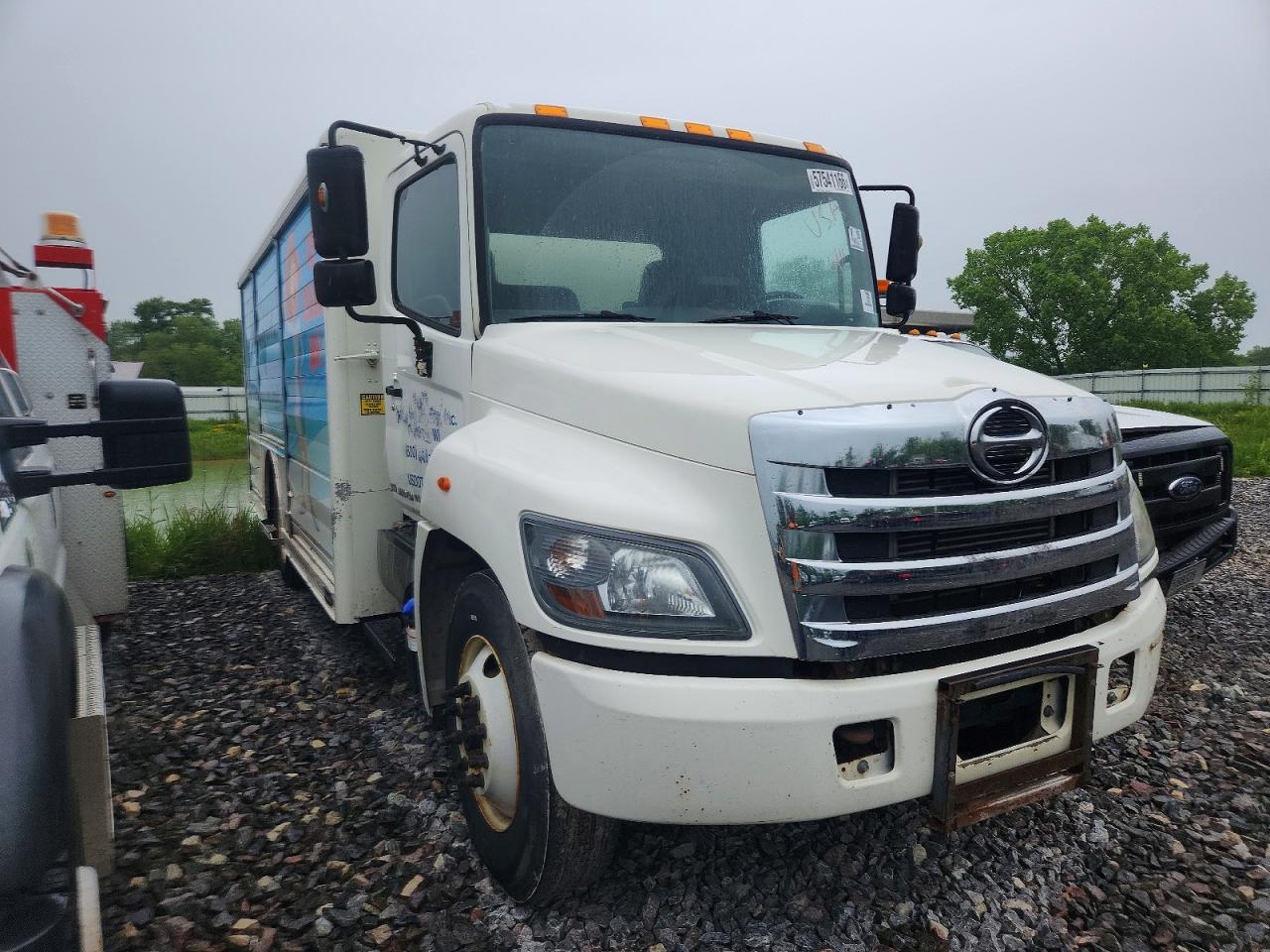 5PVNJ8JV2E4S56748 · 2014 HINO 258/268