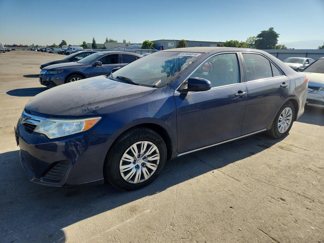 2014 TOYOTA CAMRY