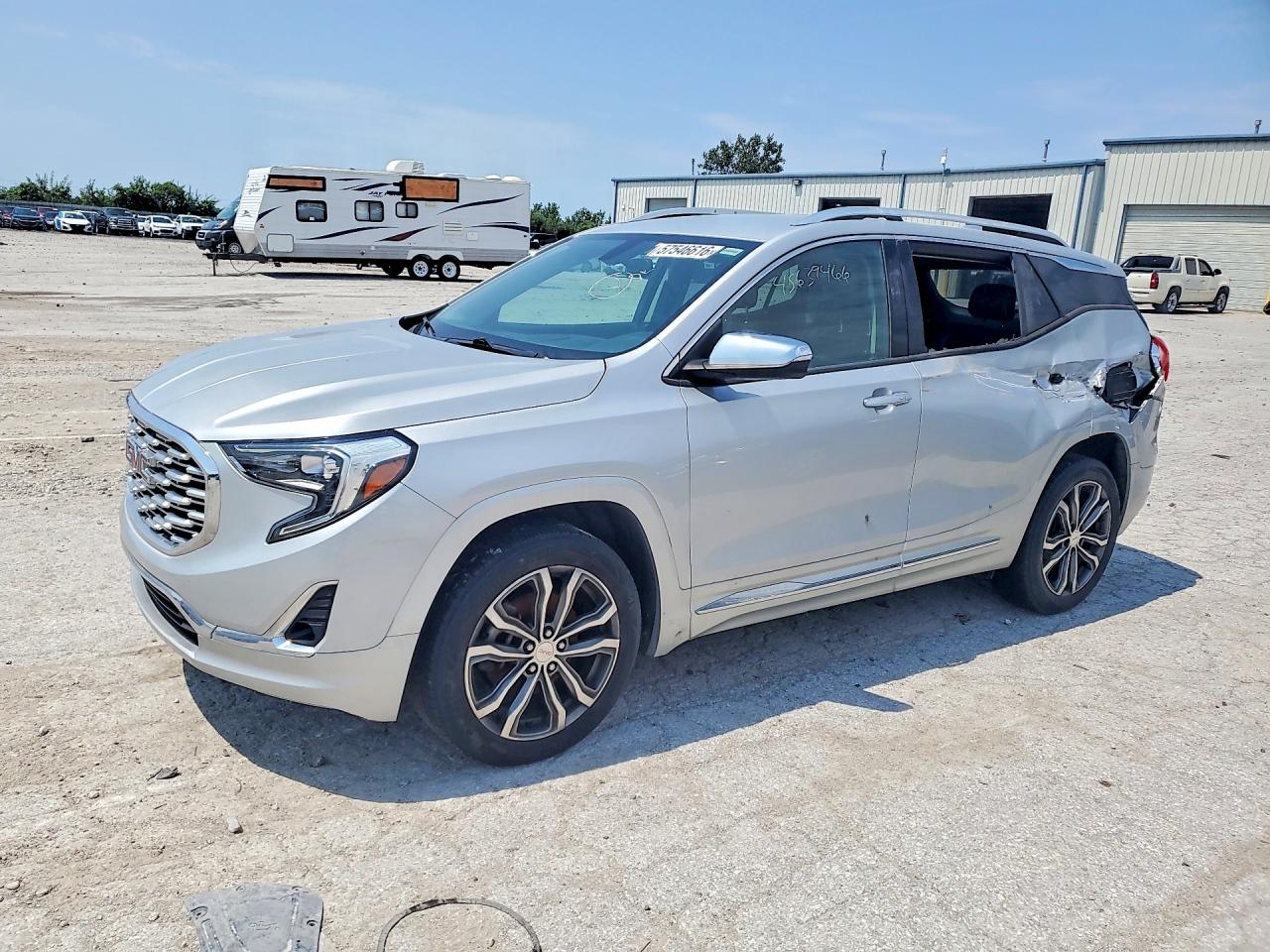 3GKALSEX9KL386117 · 2019 GMC TERRAIN
