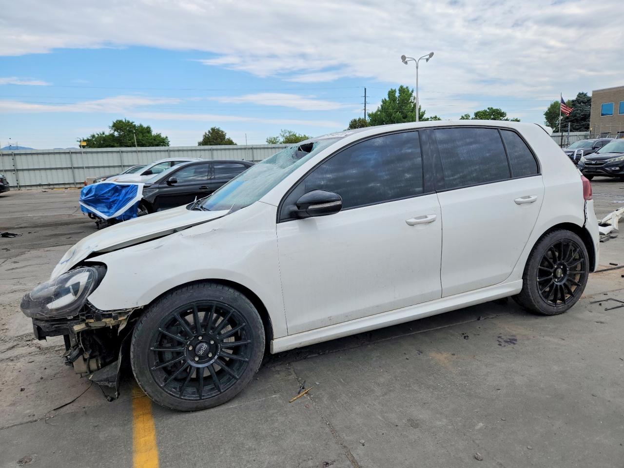 2013 VOLKSWAGEN GOLF R