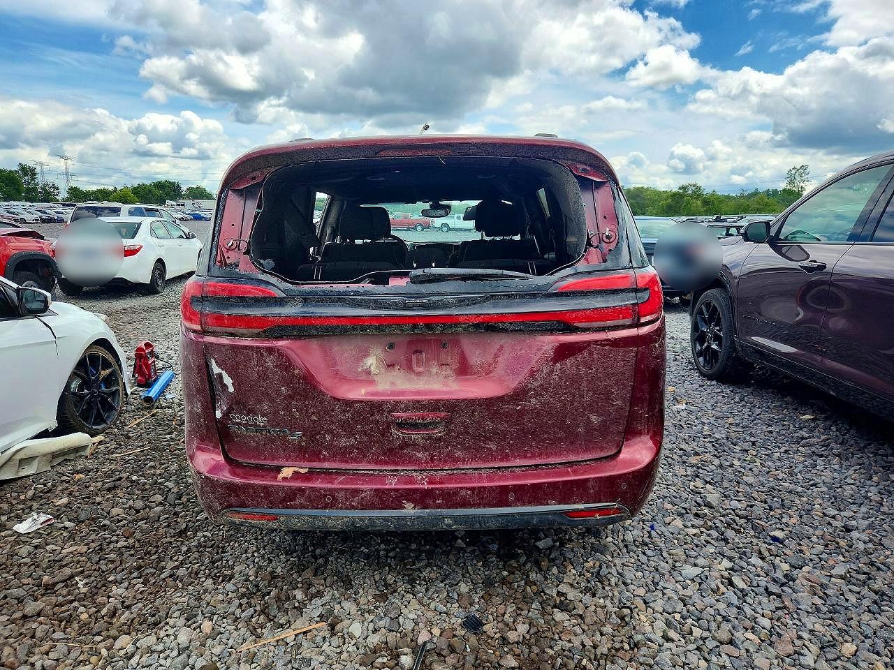 2C4RC1FG3MR592417 · 2021 CHRYSLER PACIFICA · 6/13