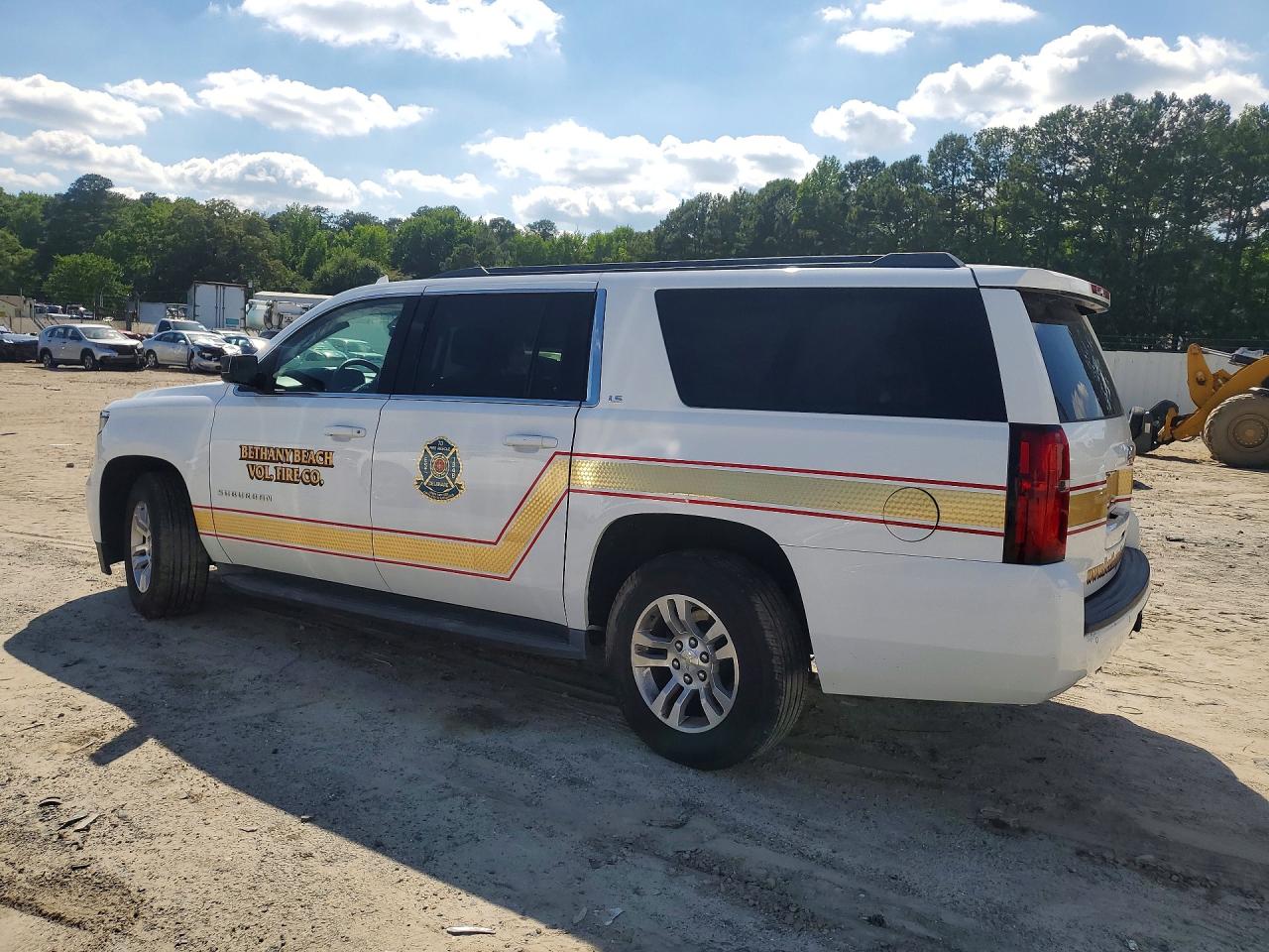 1GNSKKEC4GR386713 · 2016 CHEVROLET SUBURBAN · 2/13
