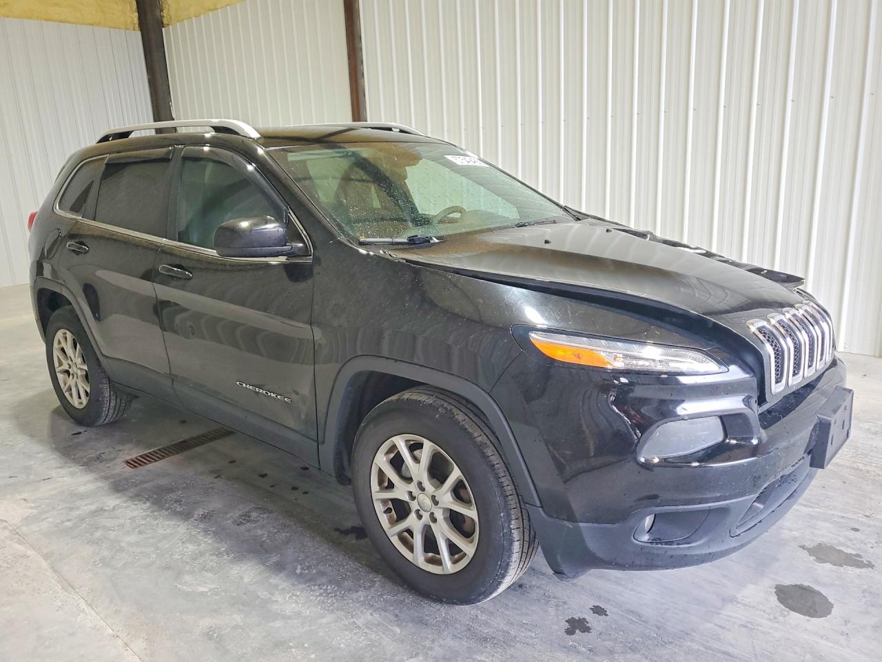 1C4PJMCS2HW531788 · 2017 JEEP CHEROKEE · 4/13