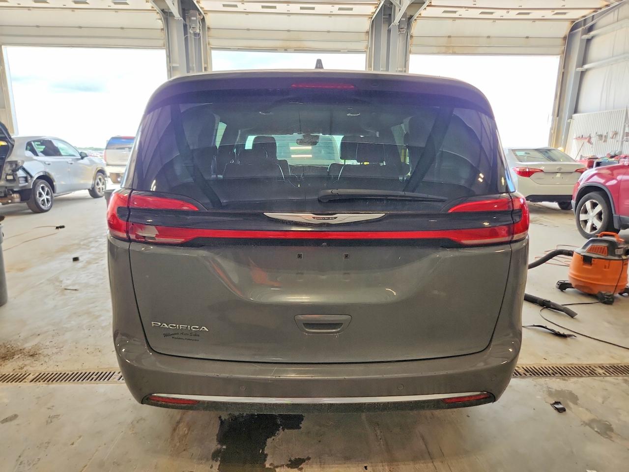 2C4RC1BG0MR601144 · 2021 CHRYSLER PACIFICA · 6/14