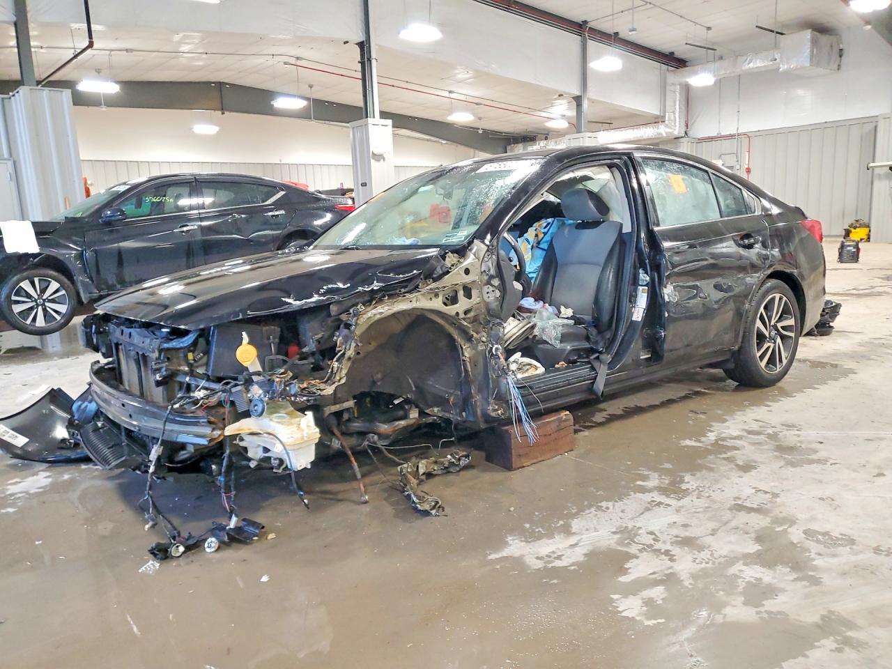 4S3BNAR68H3003102 · 2017 SUBARU LEGACY