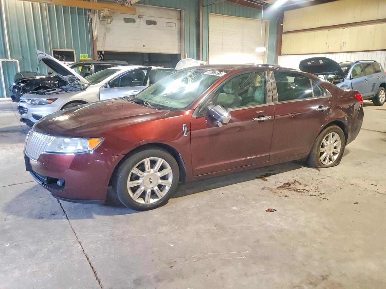 3LNHL2GC2CR809134 · 2012 LINCOLN MKZ