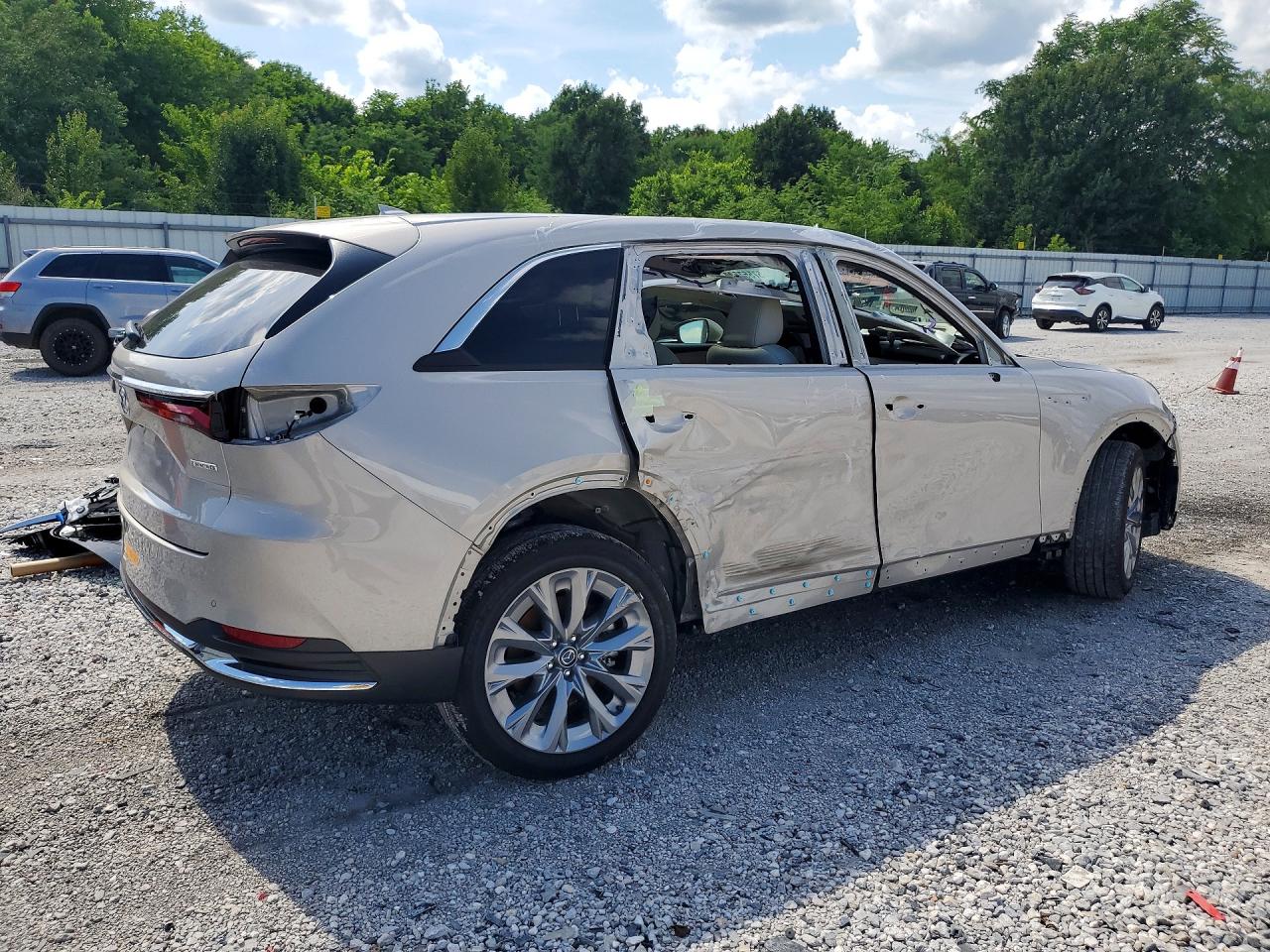JM3KKEHD1T1358849 · 2026 MAZDA CX-90 · 3/14
